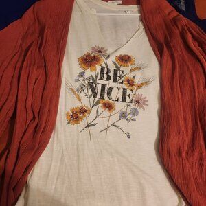Womens tee and kimono